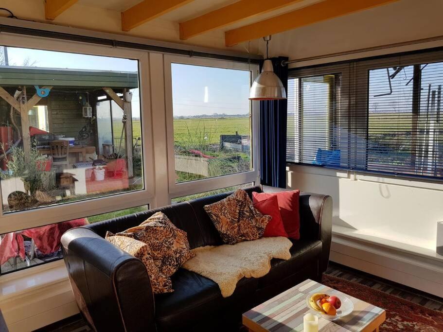 Out Of Amsterdam, River Apartment Close To City Broek in Waterland Bagian luar foto