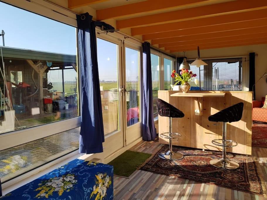Out Of Amsterdam, River Apartment Close To City Broek in Waterland Bagian luar foto